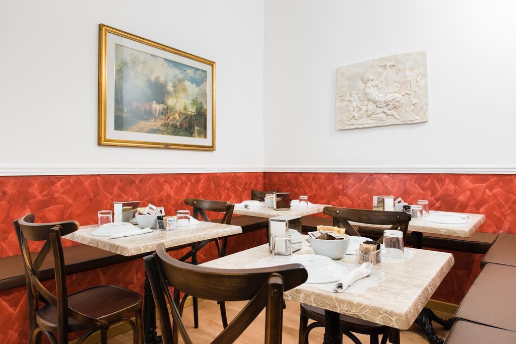 Domus Capilupi Acomodação com café da manhã Roma Exterior foto