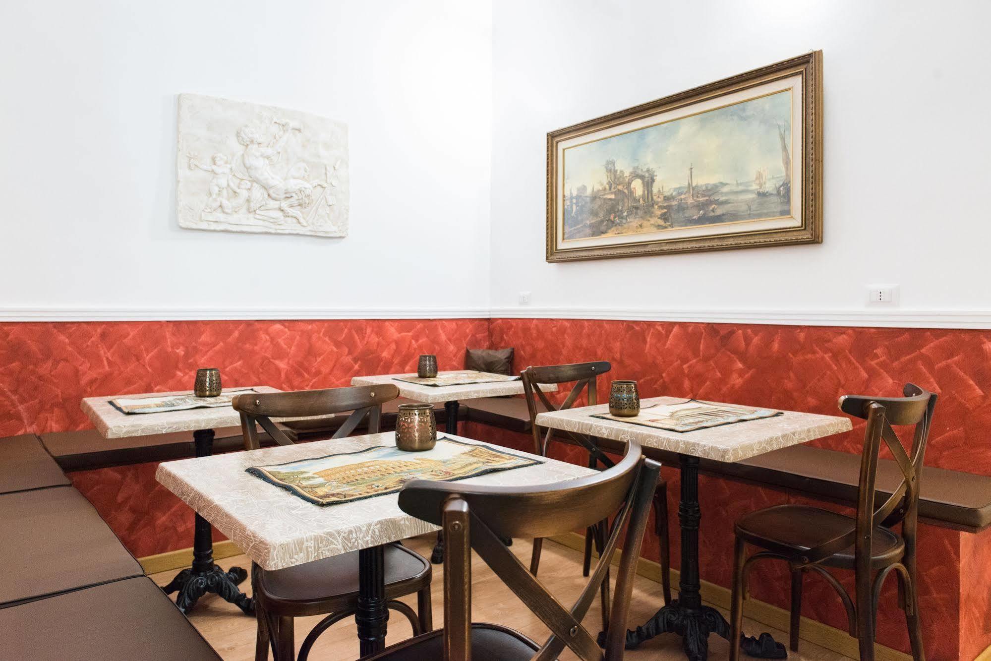 Domus Capilupi Acomodação com café da manhã Roma Exterior foto