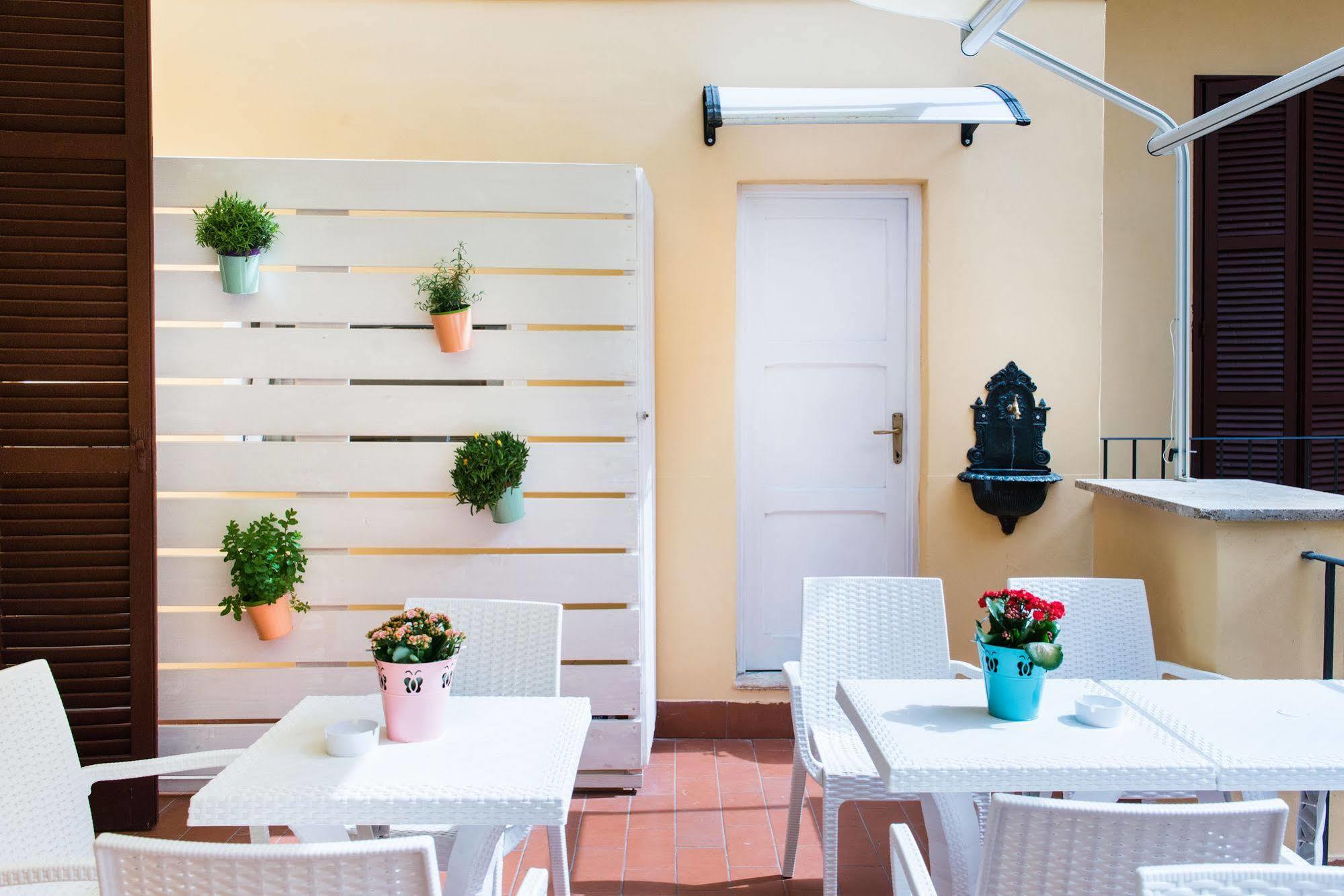 Domus Capilupi Acomodação com café da manhã Roma Exterior foto